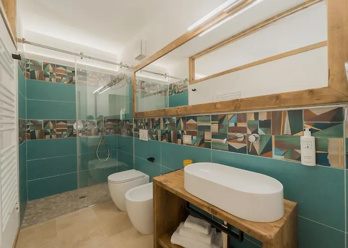 Il Grecale - Adults Only