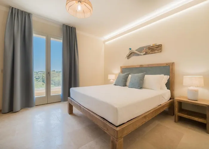 Il Grecale - Adults Only