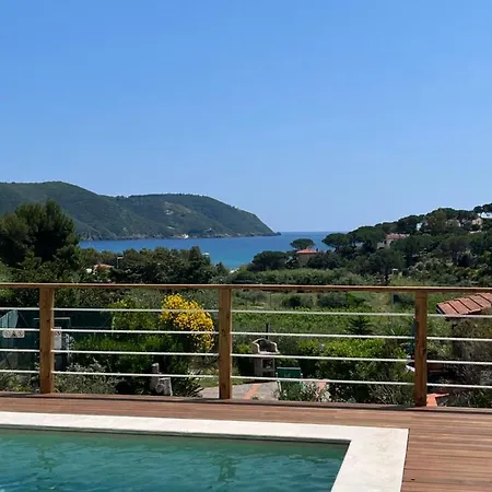 Il Grecale 4* Lacona