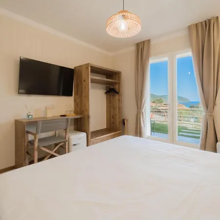 Couette-café Il Grecale 4*